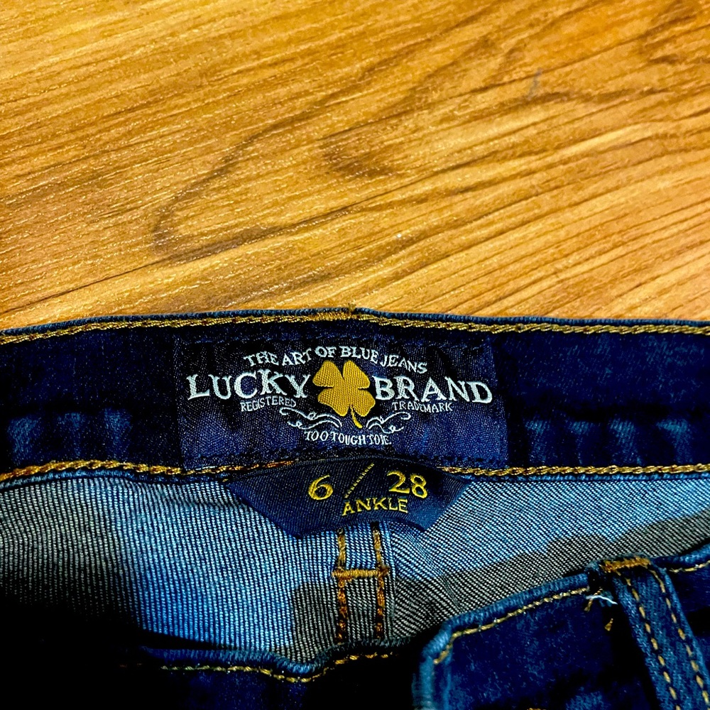 New W/O tag Lucky brand size 6/28 ankle skinny jeans